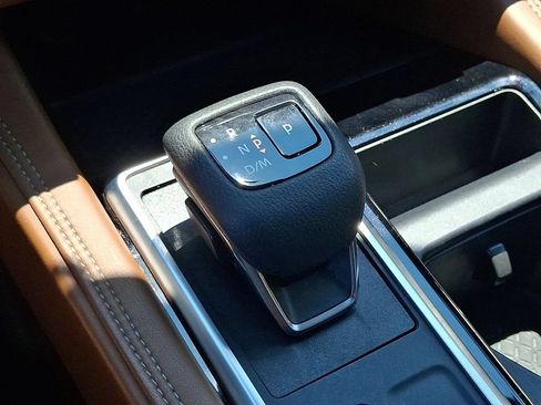 Certified 2023 Nissan Pathfinder Platinum AWD/4WD image 19