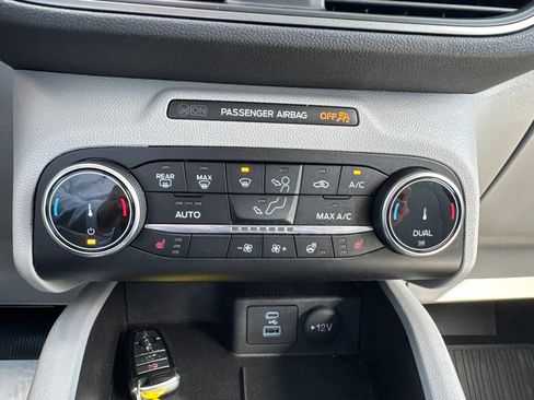 Used 2023 Ford Escape Active AWD/4WD image 31