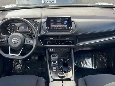 Certified 2023 Nissan Rogue S image 33