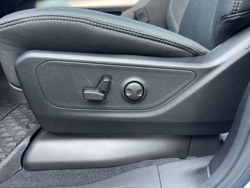 Used 2026 RAM 1500 Big Horn AWD/4WD image 21