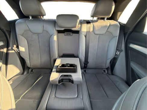 Used 2019 Audi SQ5 Premium Plus w/ Premium Plus Package AWD/4WD image 19