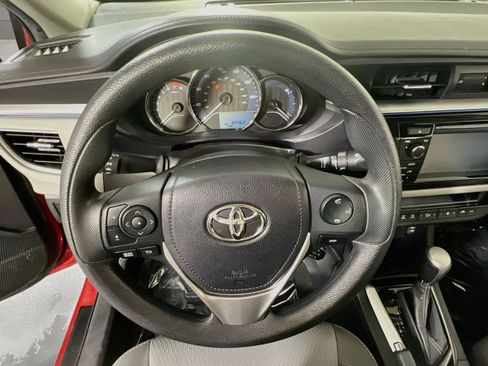 Used 2016 Toyota Corolla LE FWD image 11
