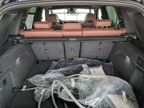 New 2026 BMW X5 xDrive50e w/ M Sport Package image 15