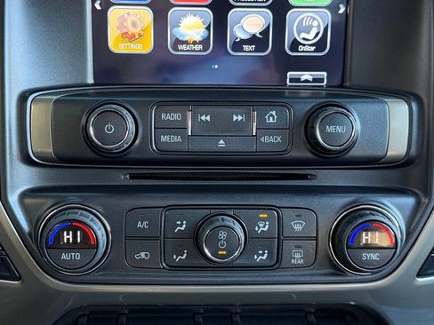 Used 2018 Chevrolet Silverado 1500 High Country image 16