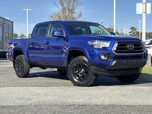 Used 2022 Toyota Tacoma SR5 image 2