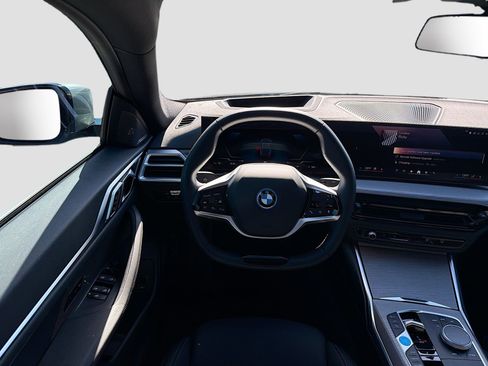 Used 2025 BMW i4 eDrive40 w/ Premium Package image 18