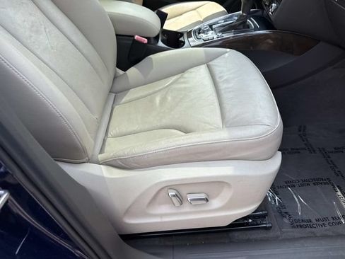 Used 2016 Audi Q5 2.0T Premium Plus w/ Technology Package AWD/4WD image 9