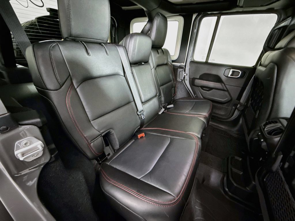 Used 2021 Jeep Wrangler Unlimited Rubicon w/ Uconnect 4C Nav & Sound Group AWD/4WD image 27