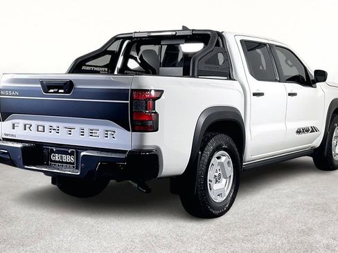 Certified 2024 Nissan Frontier SV w/ Hardbody Edition image 2