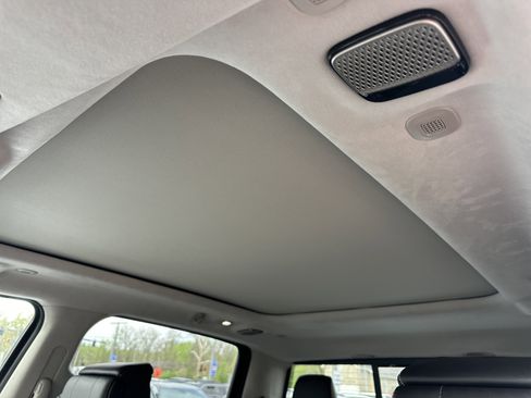 New 2026 RAM 1500 Tungsten AWD/4WD image 15