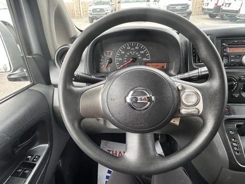 Used 2017 Nissan NV200 SV w/ Back Door Glass Package image 16
