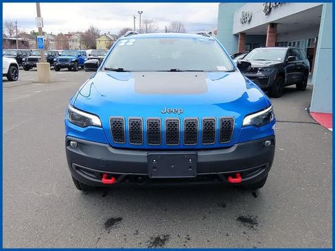 Used 2022 Jeep Cherokee Trailhawk w/ Sun, Sound & Nav Group AWD/4WD image 3
