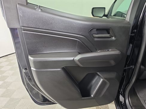 Used 2024 Chevrolet Colorado Trail Boss w/ Technology Package AWD/4WD image 36