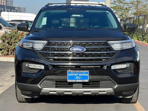 Certified 2022 Ford Explorer XLT w/ Equipment Group 202A image 10