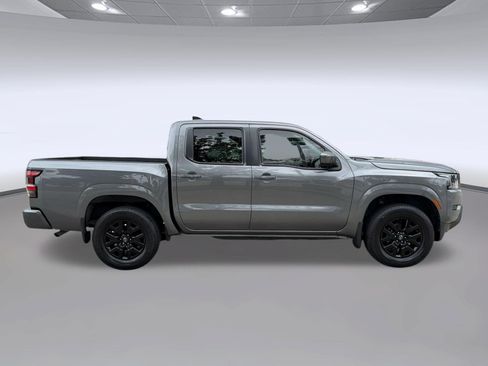 Used 2023 Nissan Frontier SV w/ Tow Package AWD/4WD image 8