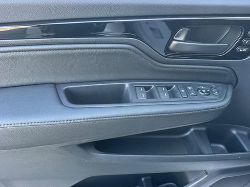 New 2026 Honda Odyssey Touring image 11