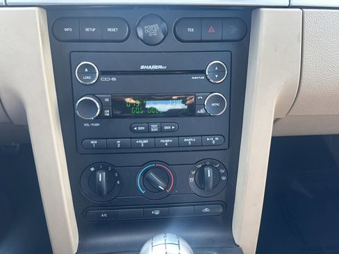 Used 2008 Ford Mustang GT Premium image 26