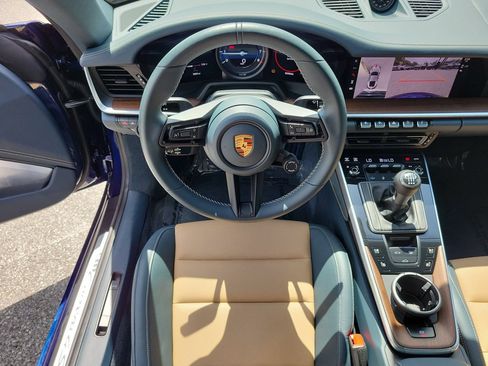 Certified 2024 Porsche 911 Carrera 4S AWD/4WD image 21