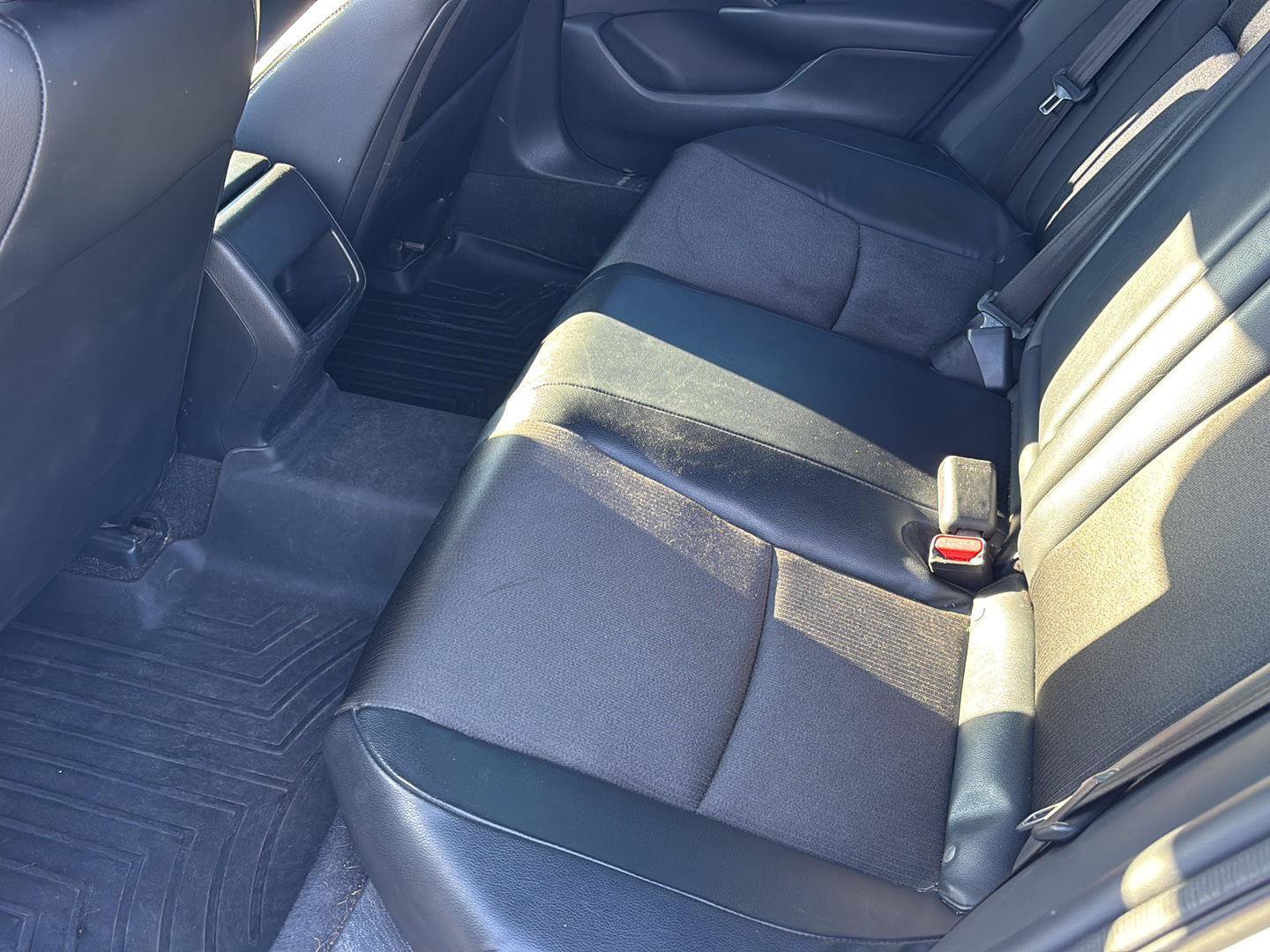 Used 2018 Honda Accord Sport image 15