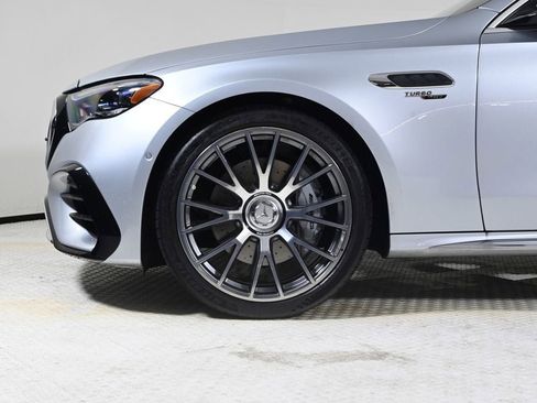 Used 2025 Mercedes-Benz E 53 AMG e 4MATIC Sedan image 31
