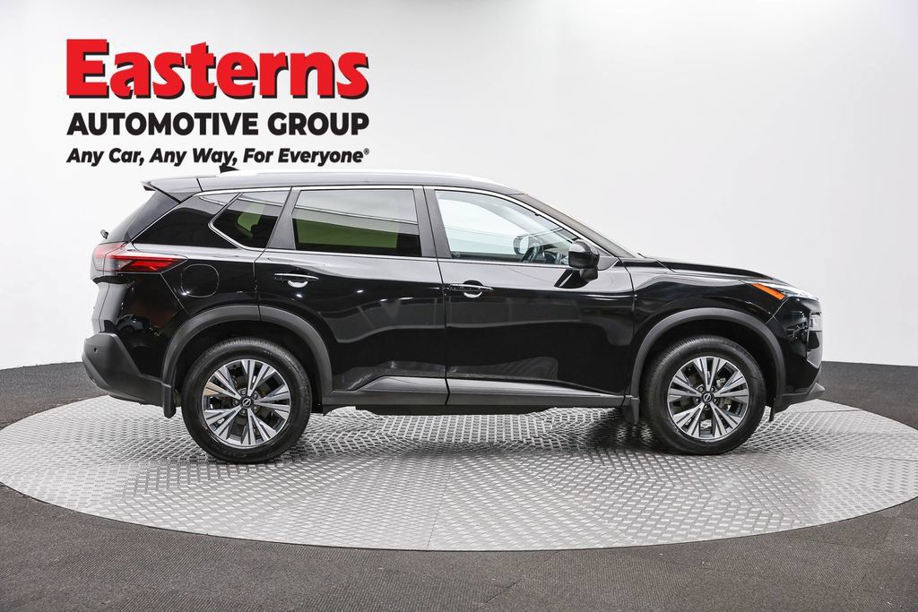 Used 2023 Nissan Rogue SV w/ SV Premium B Package AWD/4WD image 6