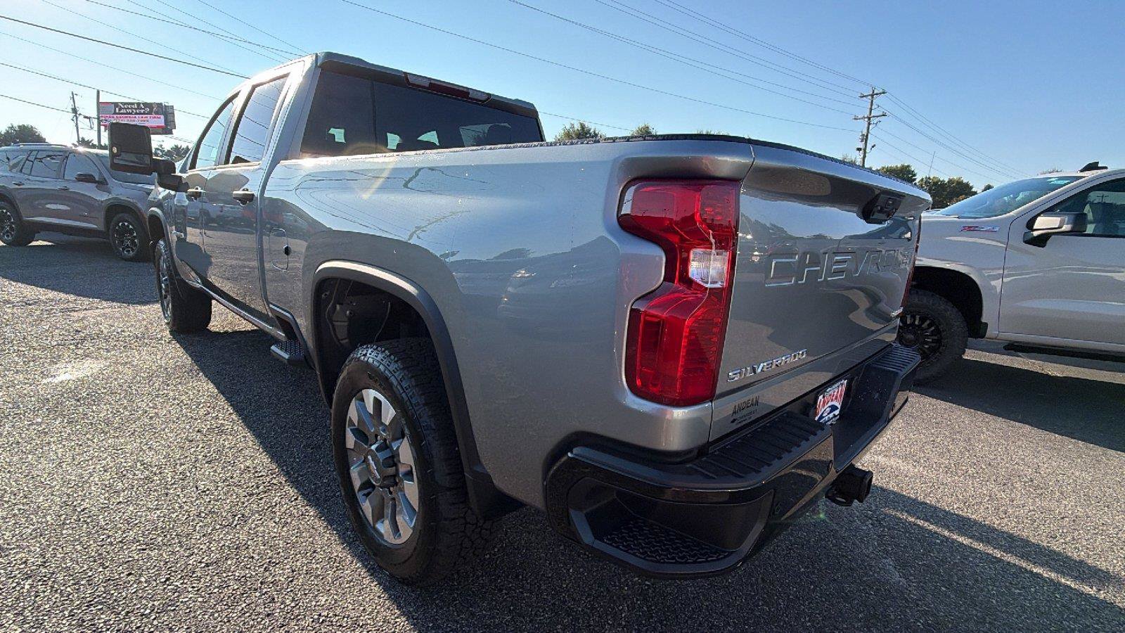 New 2026 Chevrolet Silverado 2500 Custom w/ Custom Value Package AWD/4WD image 10