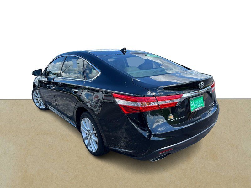 Used 2014 Toyota Avalon Limited w/ Technology Package FWD image 6
