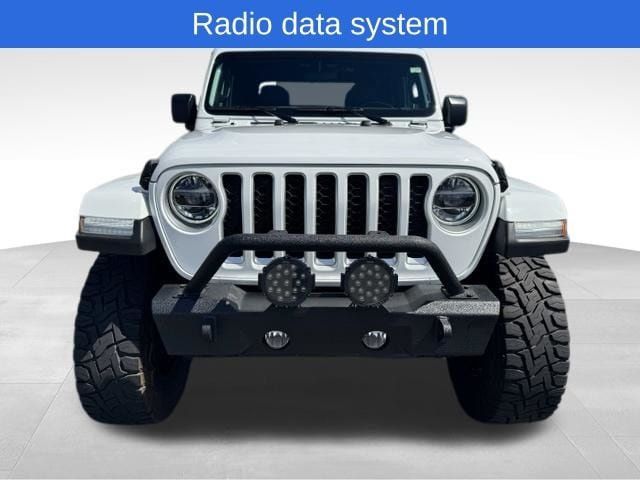 Used 2021 Jeep Gladiator Overland w/ LED Lighting Group AWD/4WD image 9