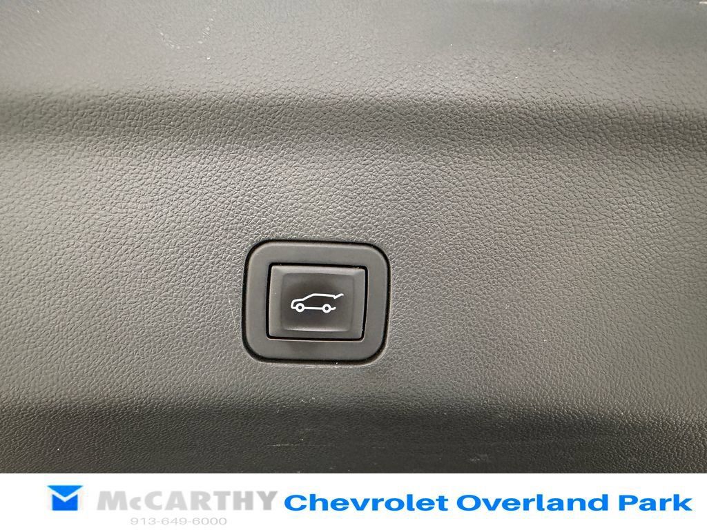 Used 2025 Chevrolet Tahoe LT AWD/4WD image 30