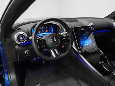 Used 2024 Mercedes-Benz AMG GT 55 image 40