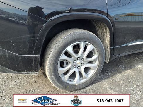 Used 2023 Chevrolet Traverse Premier w/ LPO, Floor Liner Package image 7