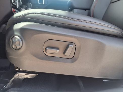 New 2026 Jeep Gladiator Rubicon AWD/4WD image 17