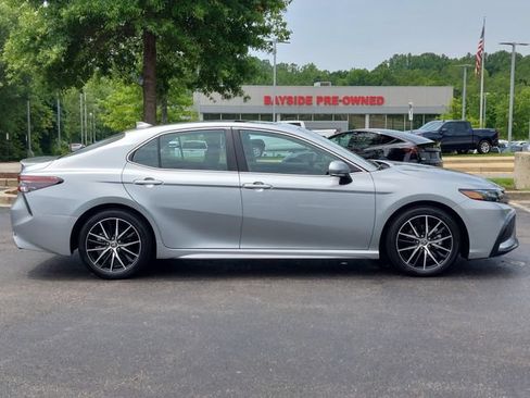 Certified 2023 Toyota Camry SE w/ Cold Weather Package FWD image 30