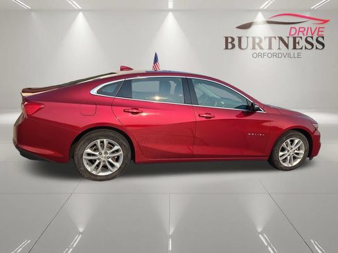 Certified 2017 Chevrolet Malibu LT w/ Leather Package FWD image 9