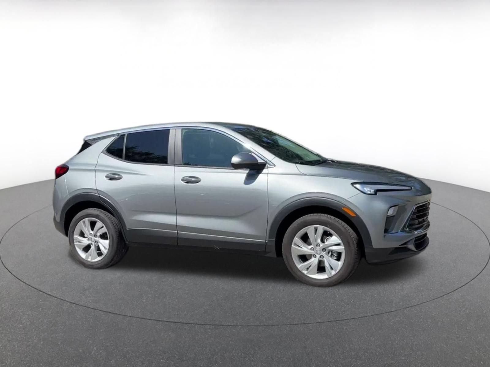 Used 2026 Buick Encore GX Preferred FWD image 2