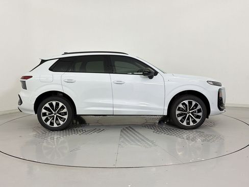 New 2026 Audi Q3 quattro 2.0T image 8