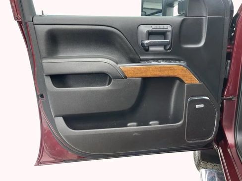 Used 2017 Chevrolet Silverado 2500 High Country AWD/4WD image 12