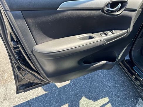 Used 2017 Nissan Sentra S FWD image 10