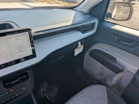 New 2026 Ford Maverick XLT w/ XLT Luxury Package image 18