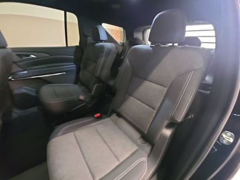 Used 2026 Chevrolet Traverse LT AWD/4WD image 22