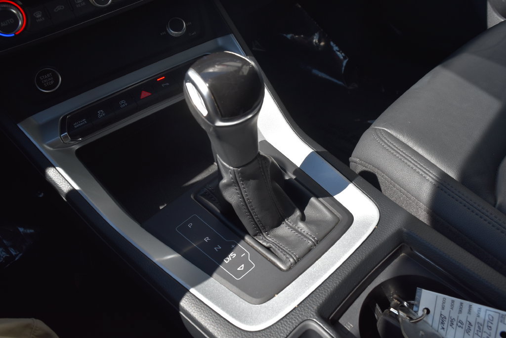 Used 2021 Audi Q3 2.0T Premium w/ Convenience Package AWD/4WD image 16