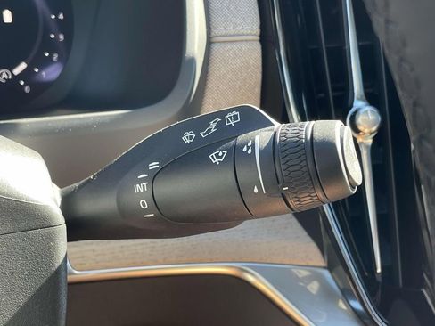 New 2026 Volvo XC90 B6 Core image 14