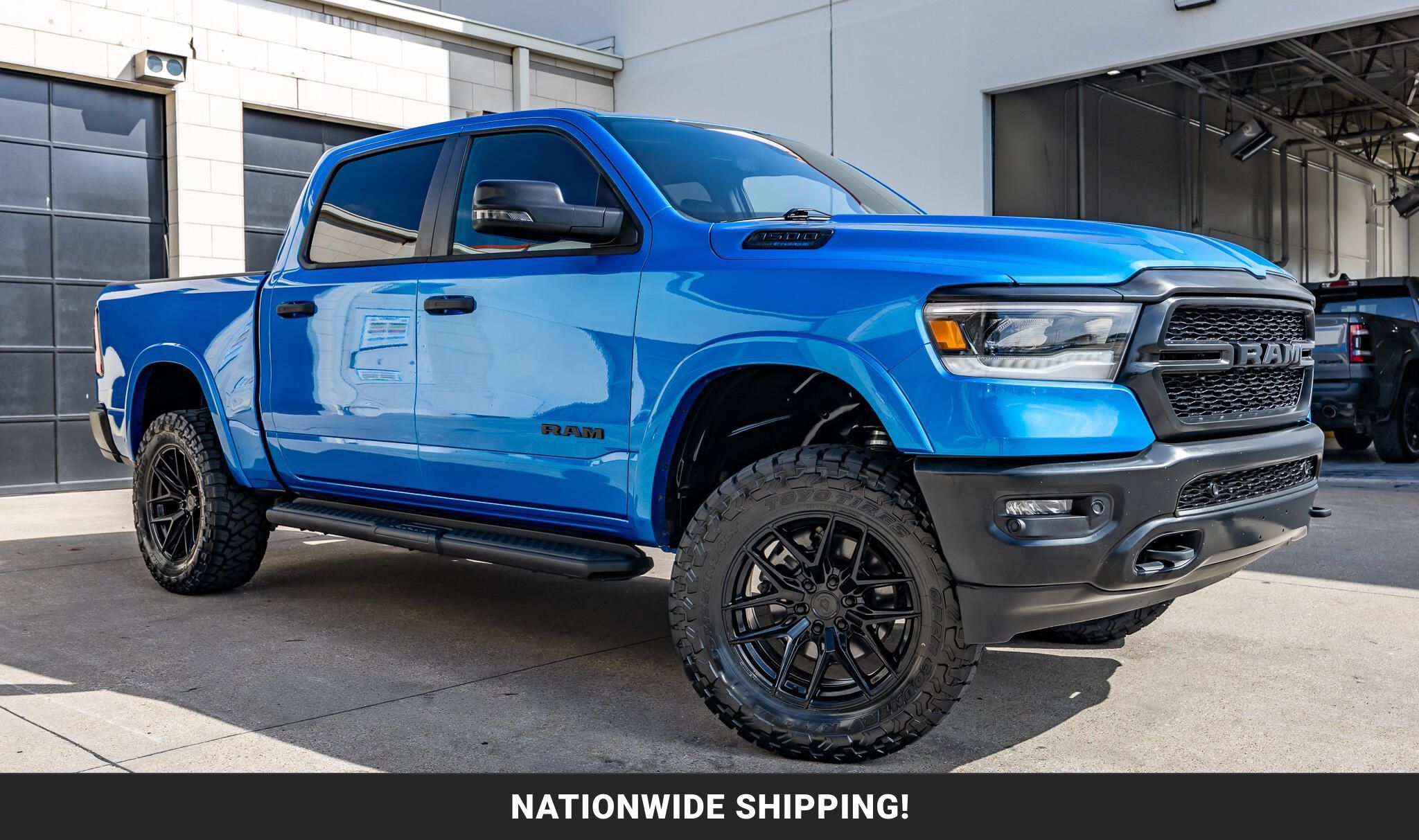 Used 2023 RAM 1500 Big Horn AWD/4WD image 1