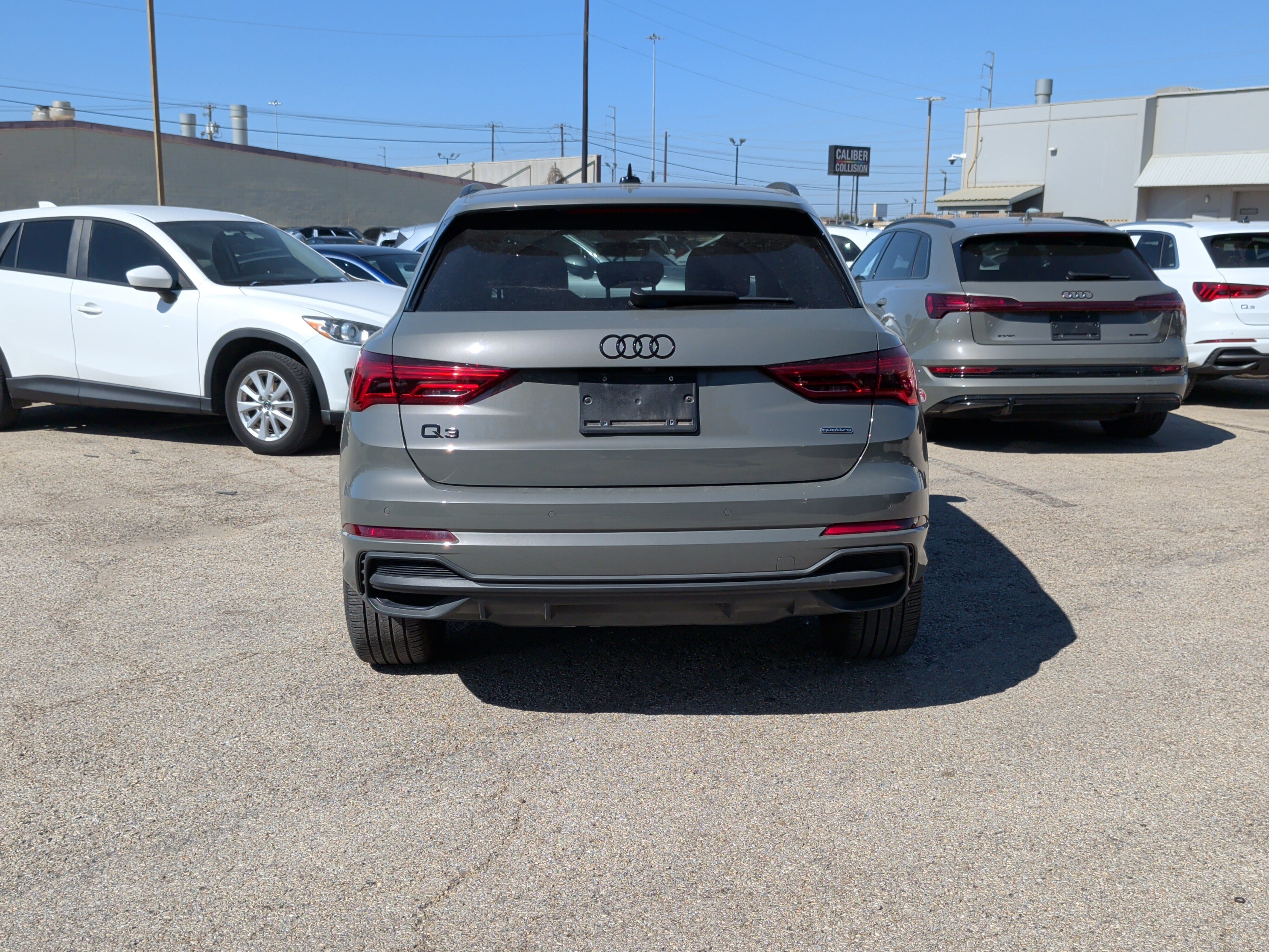 Used 2024 Audi Q3 2.0T Premium Plus w/ Premium Plus Package AWD/4WD image 9