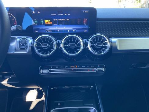 Certified 2025 Mercedes-Benz GLB 250 GLB  250 image 28