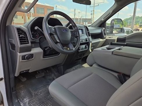 Used 2022 Ford F350 XL w/ STX Appearance Package AWD/4WD image 12