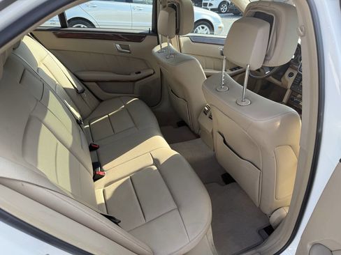 Used 2013 Mercedes-Benz E 350 BlueTEC Sedan image 18