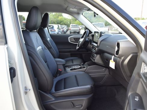 New 2025 Ford Bronco Sport Outer Banks image 23