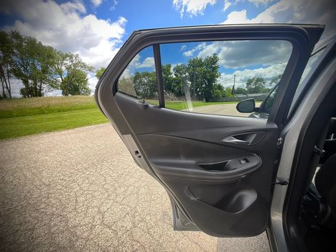 Used 2025 Buick Encore GX Preferred AWD/4WD image 23