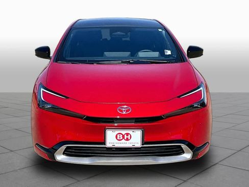 Used 2026 Toyota Prius Plug-In Hybrid w/ Limited Premium Package FWD image 4